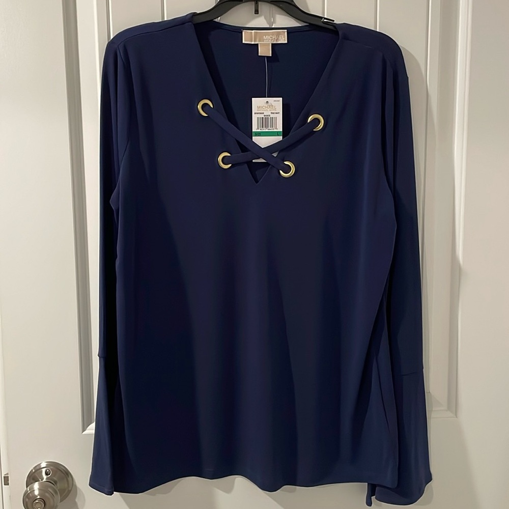 Michael Kors Navy Blouse NEW 💙
